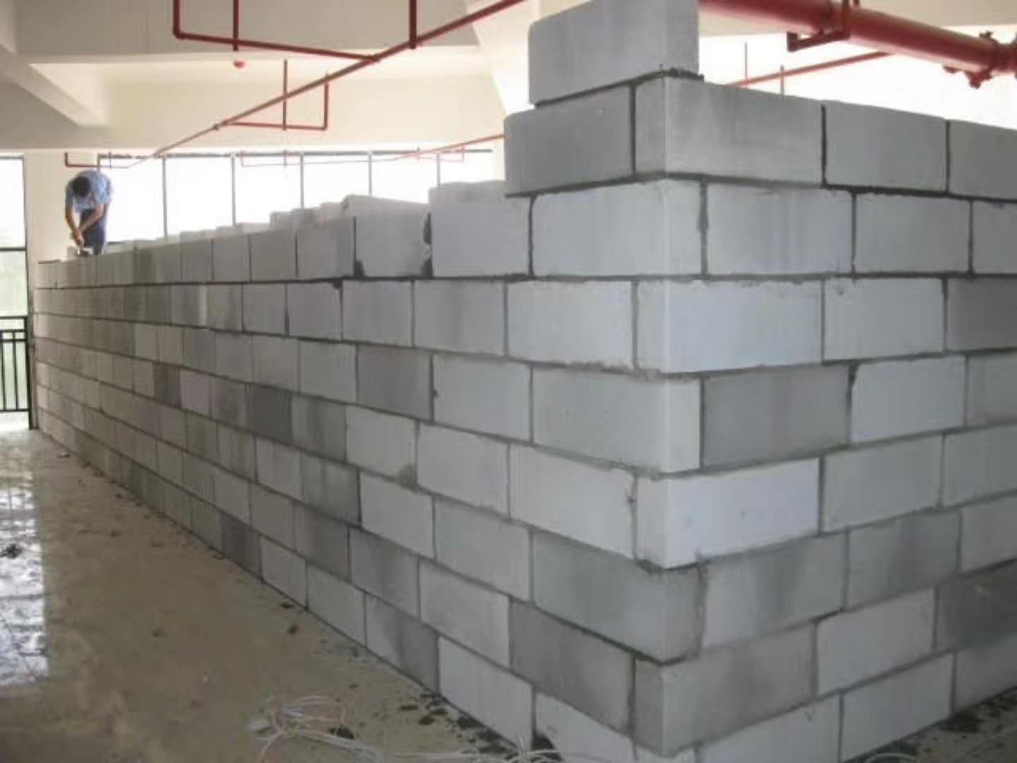 徐州蒸压加气混凝土砌块承重墙静力和抗震性能的研究